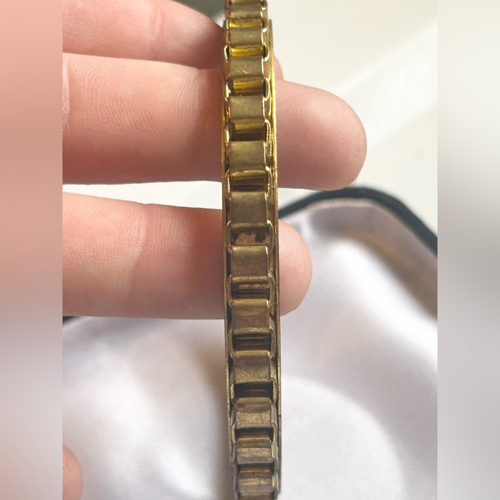 Vintage Gold Tone Geometric Bangle Bracelet Modernist Vintage Jewelry - Picture 6 of 11